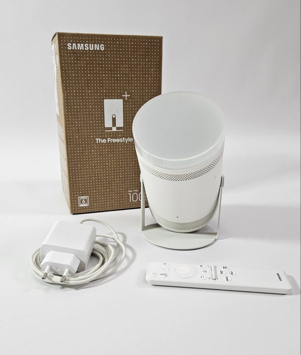 samsung the freestyle 2nd gen smart mini beamer