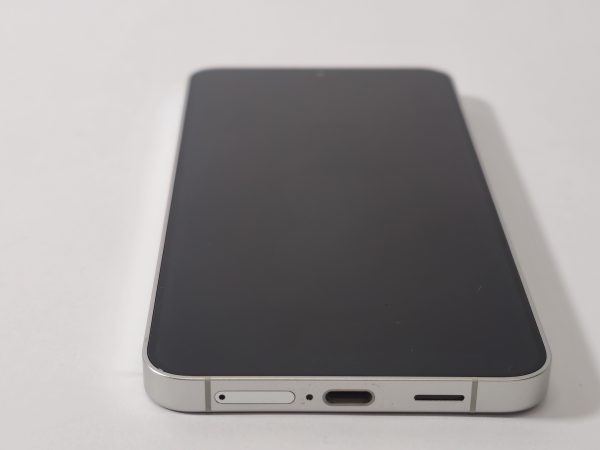 samsung galaxy s24 plus 256gb marble grey schuin vooraanzicht