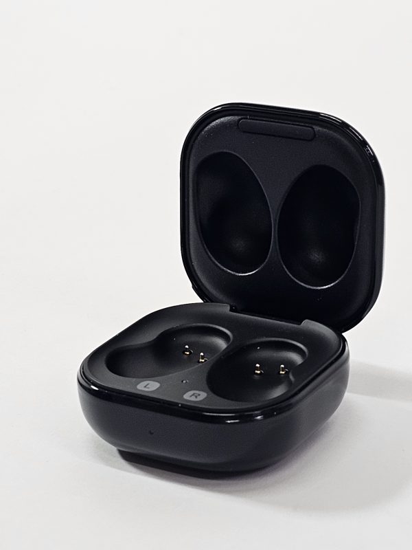 samsung galaxy buds live oplaadcase zwart zij