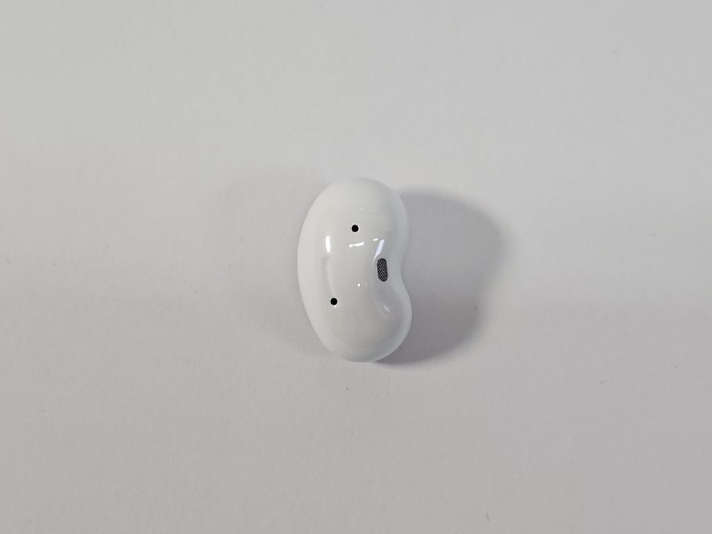 samsung galaxy buds live oortje rechts wit voorkant
