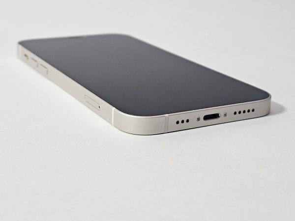 apple iphone 12 64gb wit 85% batterij percentage zijaanzicht