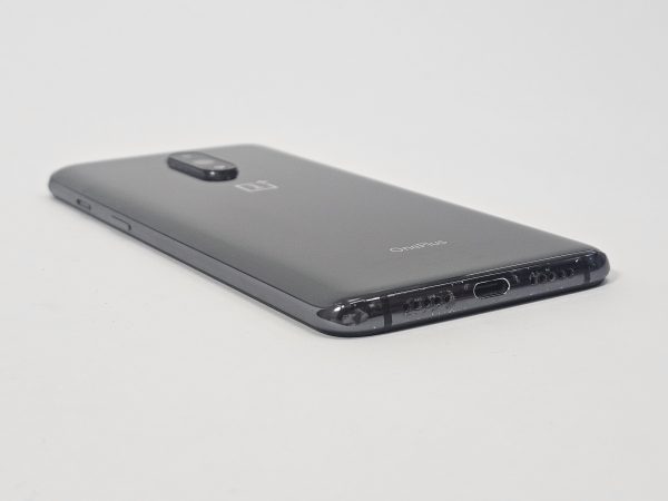 oneplus 7 128gb zwart zijaanzicht