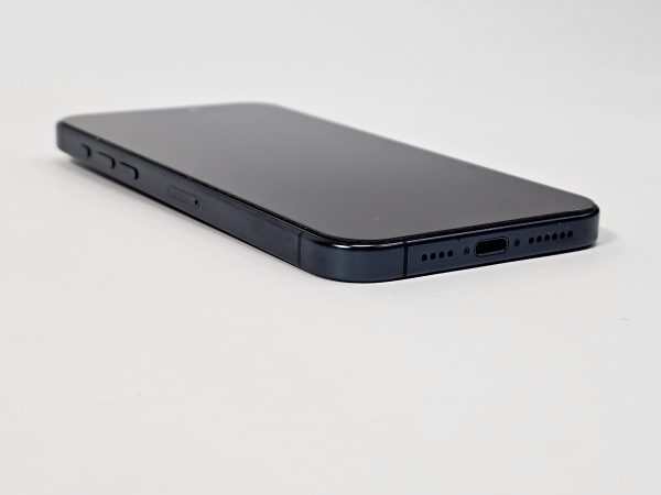 apple iphone 15 pro max 256gb titanium blue 93% accu zijaanzicht