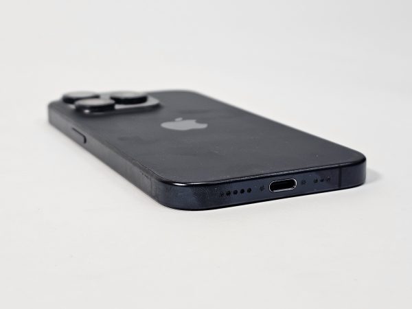 apple iphone 15 pro 128gb blauw titanium 89% accu zijaanzicht