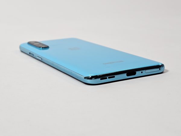 oneplus nord 5g 256gb blauw zijaanzicht