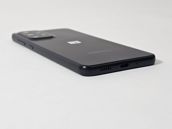 samsung galaxy a33 5g 128gb zwart zijaanzicht