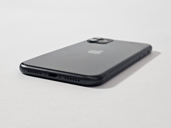 apple iphone 11 256gb zwart 92% batterij zijaanzicht achterkant