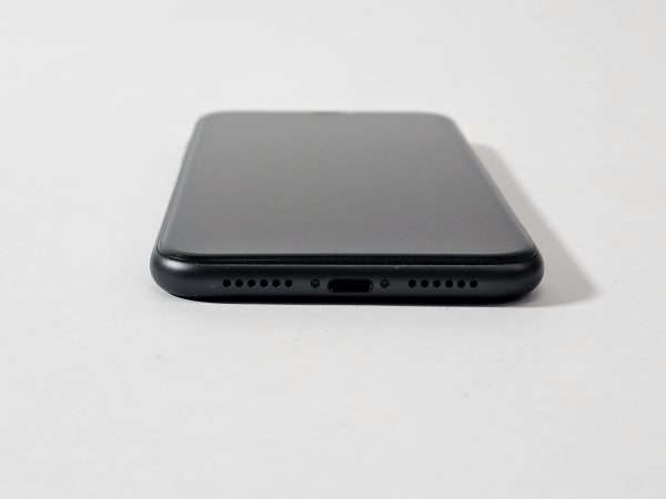 apple iphone 11 64gb zwart 86% batterij voorkant