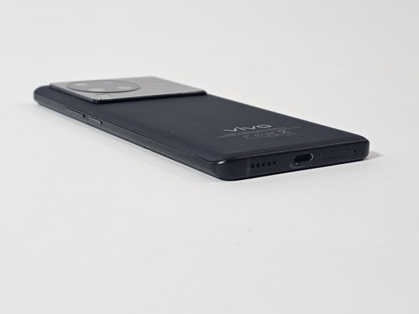 vivo x80 pro 5g 256gb zwart achterkant zijaanzicht