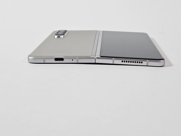 samsung galaxy z fold3 5g 256gb zilver voorkant