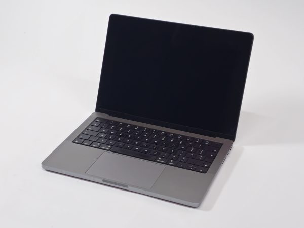apple macbook pro 2021 m1 pro 14 inch 16gb 512gb ssd voorkant