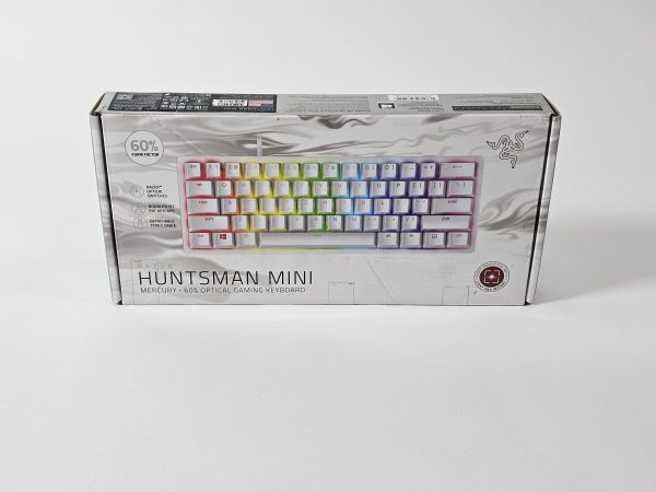 razer huntsman mini qwerty red switch rgb 60% wit doos