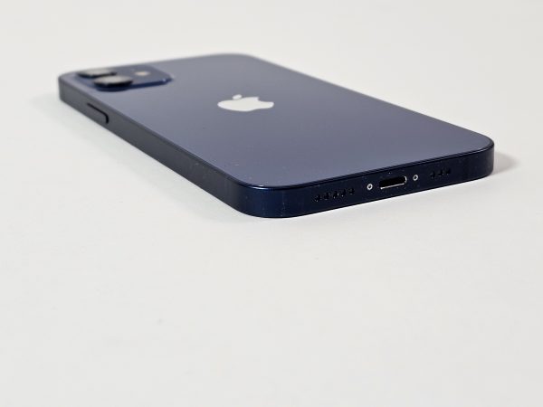 apple iphone 12 64gb blauw 87% batterijcapaciteit achterkant zijaanzicht