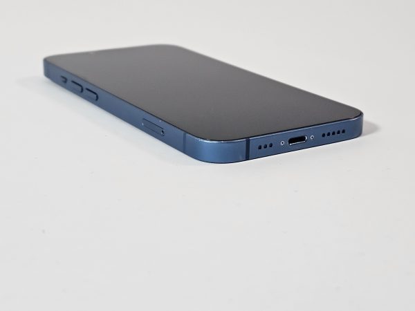 apple iphone 13 128gb blauw 78% batterijcapaciteit zijaanzicht