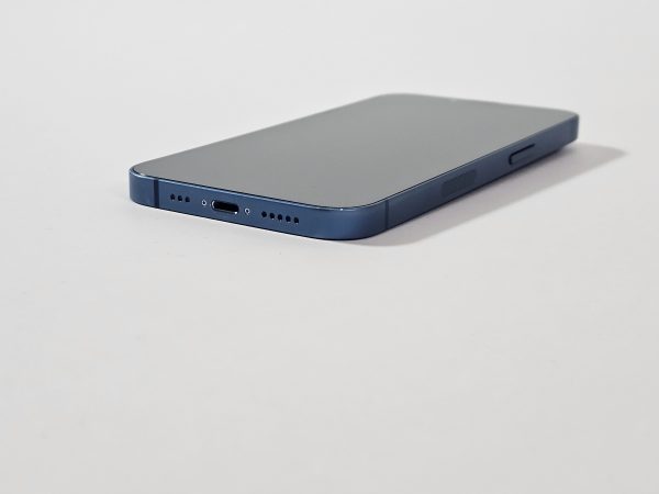 apple iphone 13 128gb blauw 78% batterijcapaciteit zijaanzicht