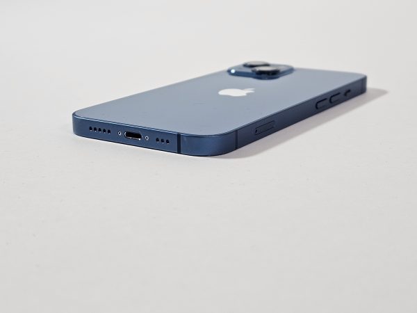apple iphone 13 128gb blauw 78% batterijcapaciteit zijaanzicht