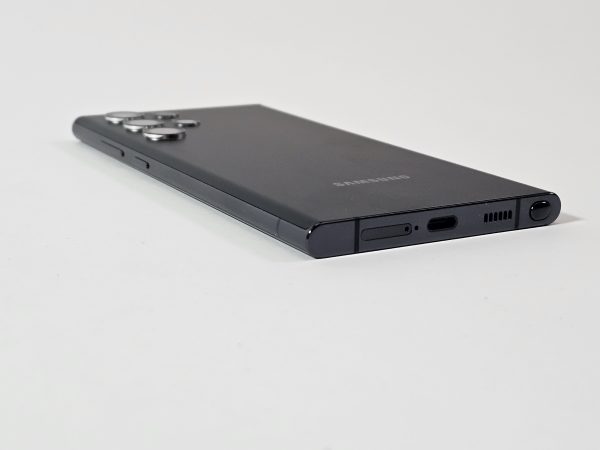 samsung galaxy s22 ultra 5g 128gb zwart zijaanzicht