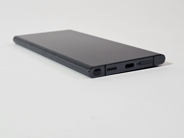 samsung galaxy s22 ultra 5g 128gb zwart zijaanzicht