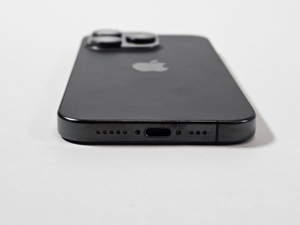 apple iphone 15 pro 128gb titanium zwart 88% accu voorkant