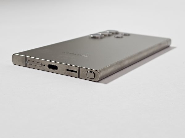 samsung galaxy s24 ultra 256gb grijs achterkant zijkant