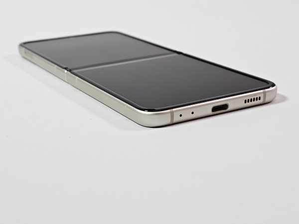 samsung galaxy z flip3 128gb cream zijkant