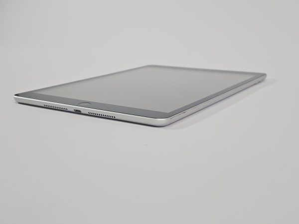apple ipad 9 (2021) 10.2 inch wifi 64gb zilver zijkant