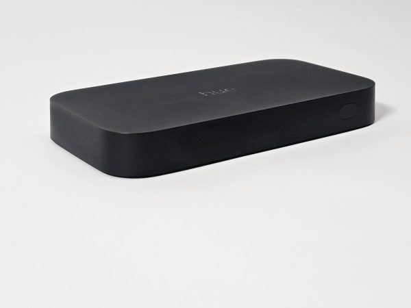 philips hue play hdmi sync box incl. hdmi kabel zijkant