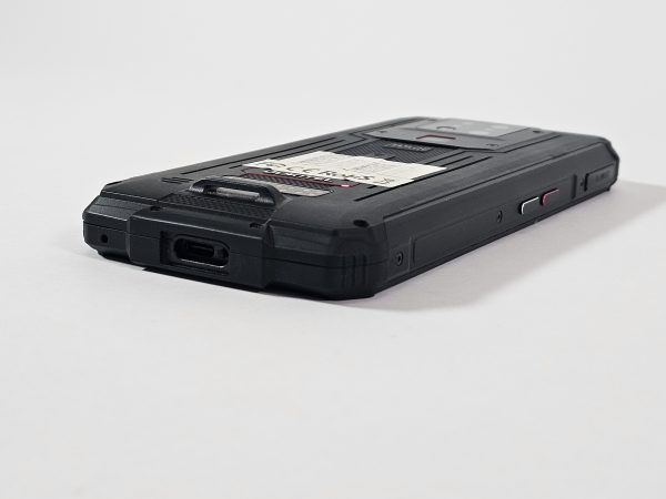 oukitel wp7 6gb ram 128gb zwart sim defect zijkant