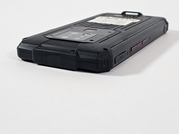 oukitel wp7 6gb ram 128gb zwart sim defect zijkant