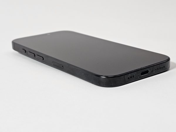 apple iphone 16 pro 128gb titanium zwart 100% accu zijkant