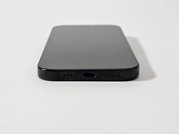 apple iphone 16 pro 128gb titanium zwart 100% accu voorkant