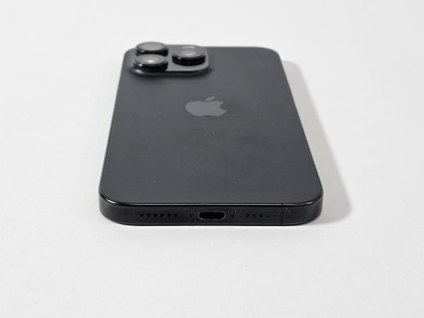 apple iphone 16 pro max 256gb zwart titanium 93% accu voorkant
