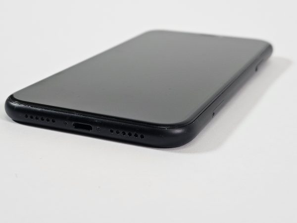 apple iphone xr 128gb zwart 88% accu zijkant