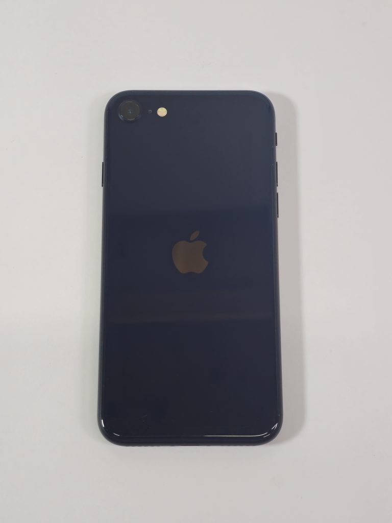 apple iphone se (2022) 64gb zwart 88% accu achterkant