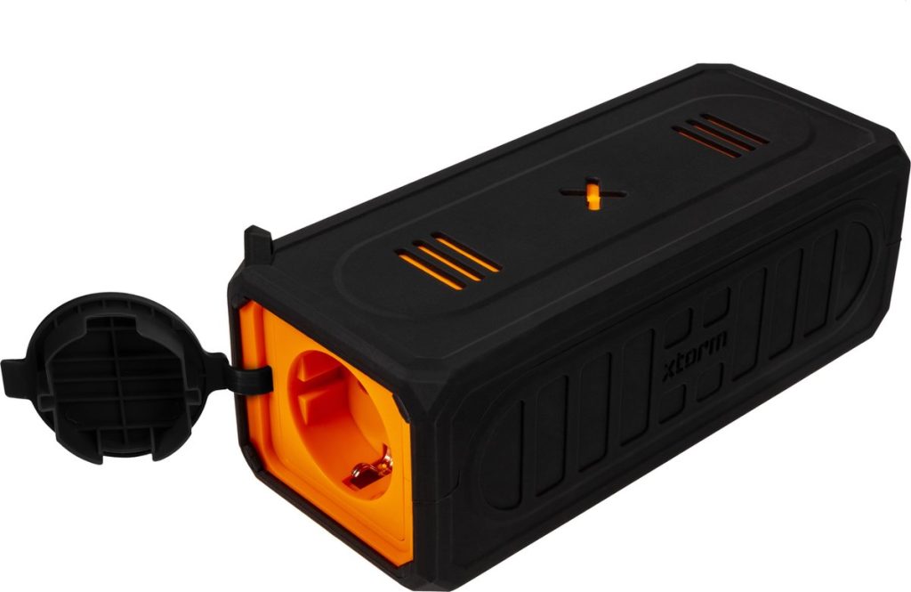 xtorm 225781 xr210 xtreme portable power socket 25600 mah (kopie)
