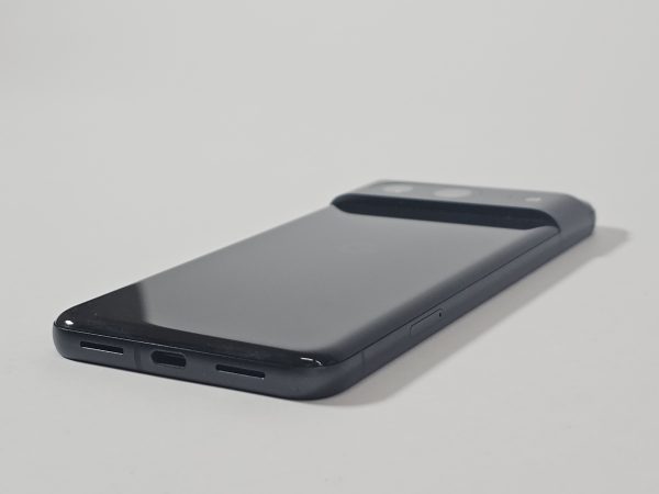 google pixel 8 128gb zwart zijkant
