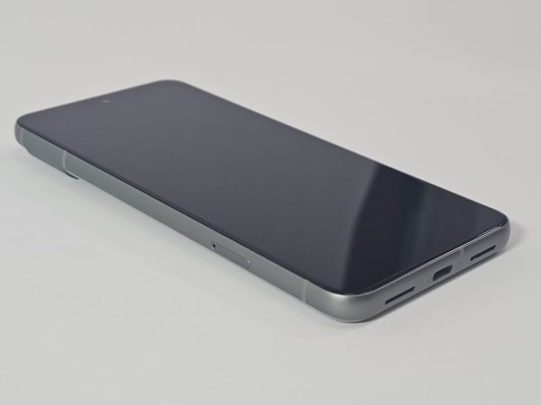 google pixel 8 256gb grijs zijkant