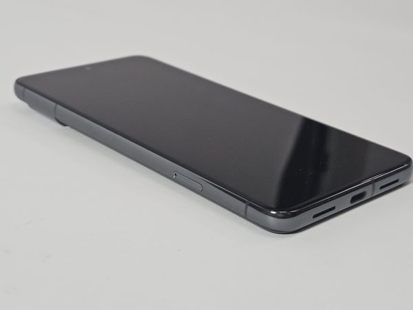 google pixel 8 pro 256gb zwart zijkant