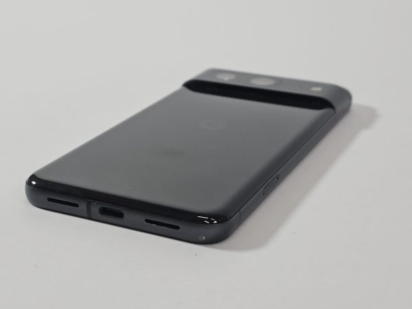 google pixel 8 256gb zwart zijkant