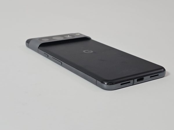 google pixel 8 pro 128gb zwart zijkant