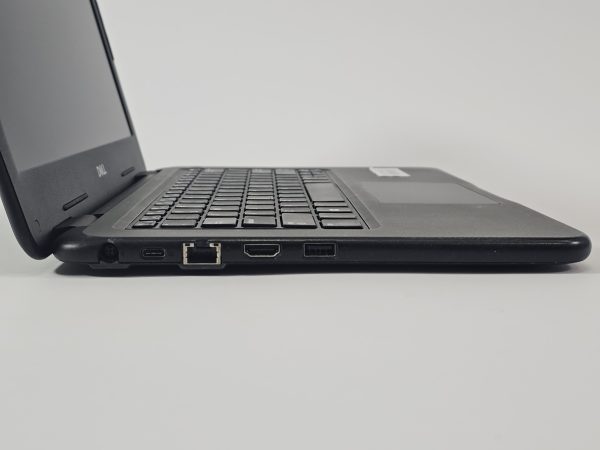 dell latitude 3310 intel pentium 2.30ghz 8gb ram 128gb zijkant