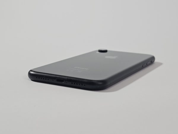 apple iphone xr 128gb zwart 87% accu zijkant