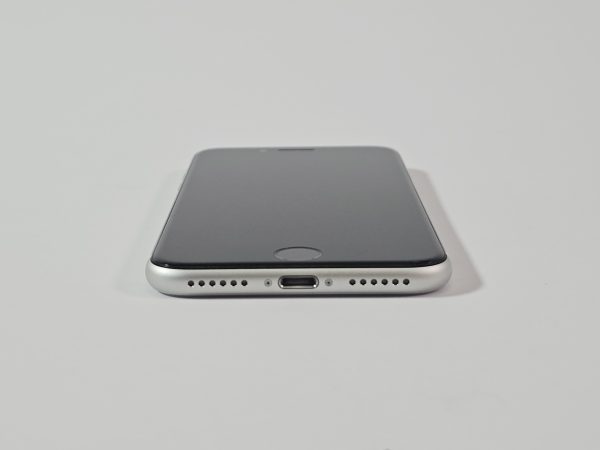 apple iphone se (2020) 64gb wit 84% accu voorkant