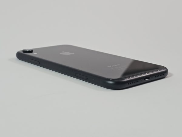 apple iphone xr 128gb zwart 100% accu zijkant