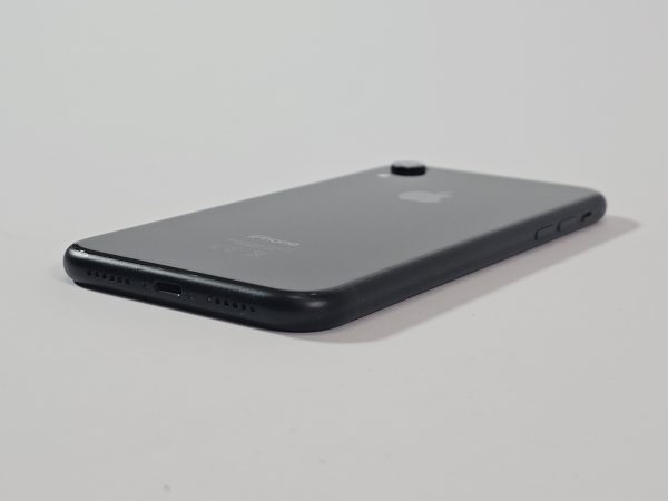 apple iphone xr 128gb zwart 100% accu zijkant