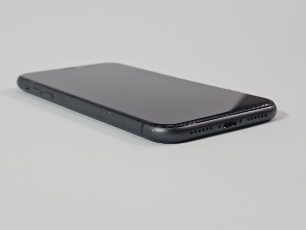 apple iphone 11 64gb zwart 89% batterij zijkant