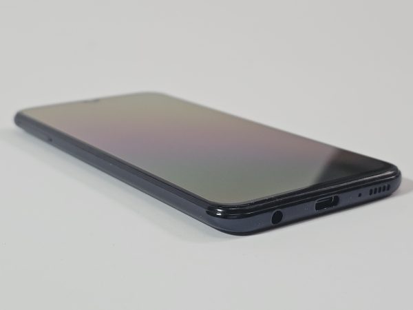 samsung galaxy a40 64gb zwart zijkant