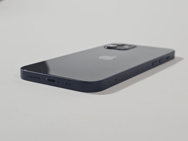apple iphone 12 128gb zwart 89% batterijcapaciteit zijkant
