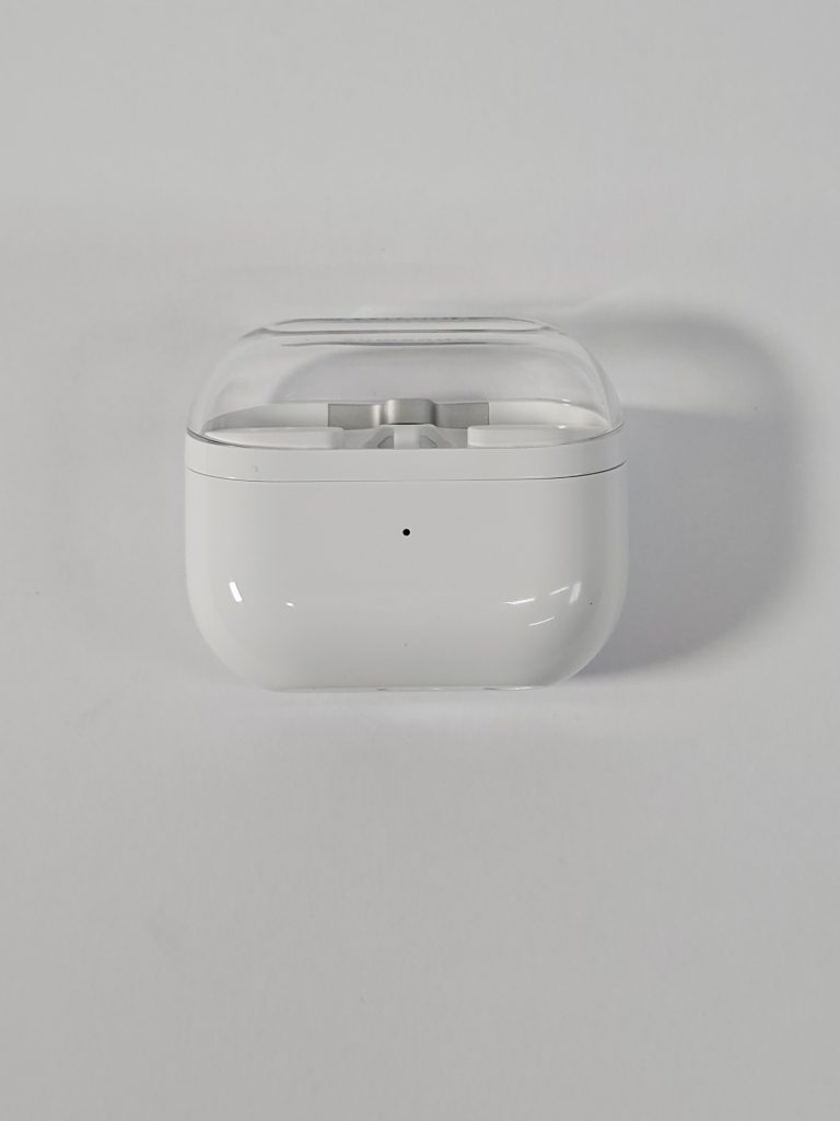 Samsung Buds 3 -wit-oplaadcase voorkant