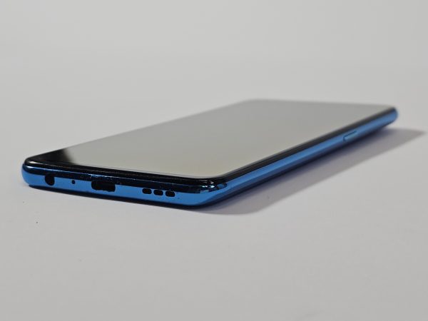 oppo find x3 lite 5g 128gb astral blue zij-aanzicht